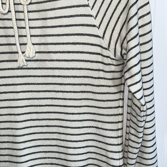 Red 23 Long Sleeve Striped Dress With Textures Hem - Cowl Drawstring Neck Size M - Picture 3 of 12